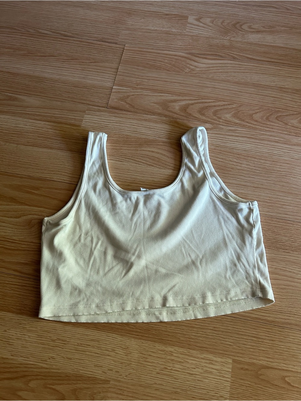 Light Yellow Light Ribbed Cropped Tank XL - Picture 6 of 6